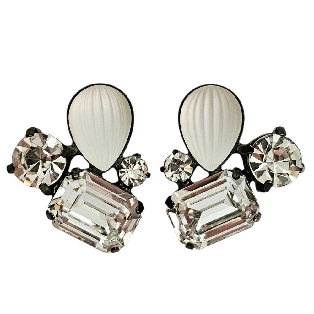 Butler & Wilson Ribbed Frosted Pear Emerald Cut Clear Rhinestone Earrings Signed